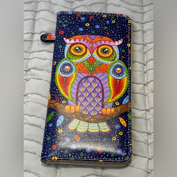 NWOT owl wallet button closure - Picture 1 of 5